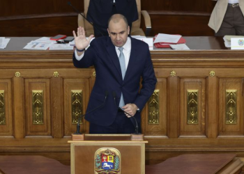 Larry Devoe fiscal general Venezuela: nuevo rumbo