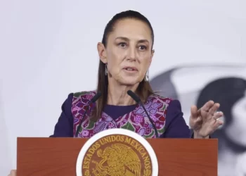Gobierno abre investigación por presencia del hijo de Ebrard en Londres: confirma Sheinbaum