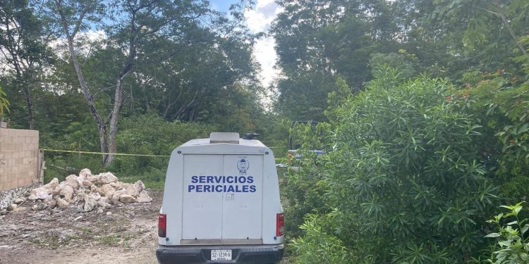 Hallan hombre ejecutado cerca de carretera Gas Auto en Cancún