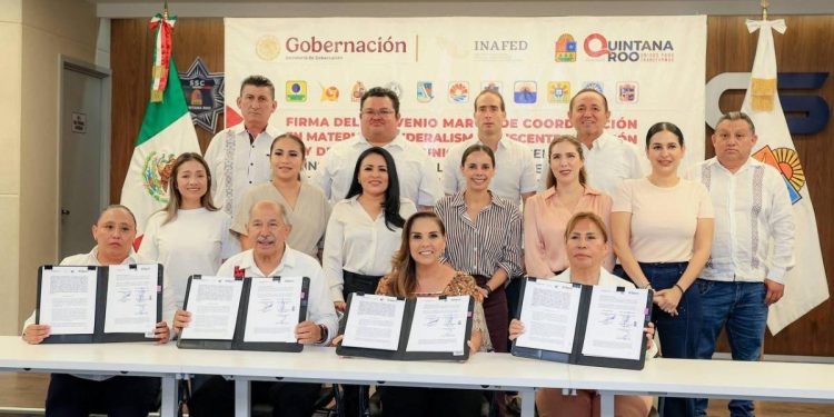 Ana Paty Peralta firma convenio con INAFED para fortalecer gobiernos municipales en Quintana Roo