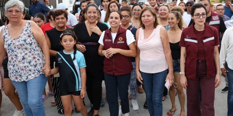 Ana Paty Peralta supervisa acciones de mejoramiento urbano en Cancun
