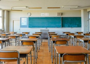 CNDH pide a la SEP revisar la reduccion del calendario escolar