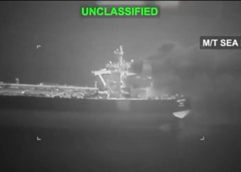 Estados Unidos e Iran intercambian ataques en el estrecho de Ormuz y ponen en riesgo el alto el fuego