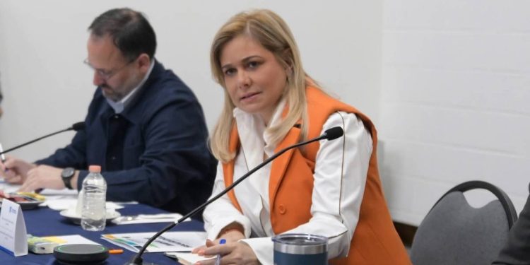 Fiscalia CDMX descarta imputacion contra Maru Campos por denuncia de Javier Corral