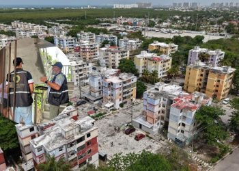 Proteccion Civil realiza operativo preventivo en 68 edificios de la Supermanzana 77 en Cancun