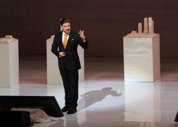 TEPJF determina que Samuel Garcia se promovio ilegalmente con su cuarto informe de gobierno