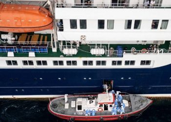 Texas vigila a dos personas que viajaron en el crucero con brote de hantavirus