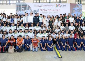 Trabajamos juntos para recuperar la paz en Cancun Ana Paty Peralta participa en la Primera Feria de la Paz