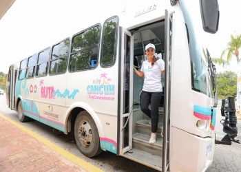 Ana Paty Peralta acerca a cancunenses a las playas con "Ruta Mar"