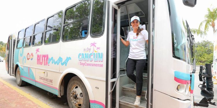 Ana Paty Peralta acerca a cancunenses a las playas con "Ruta Mar"