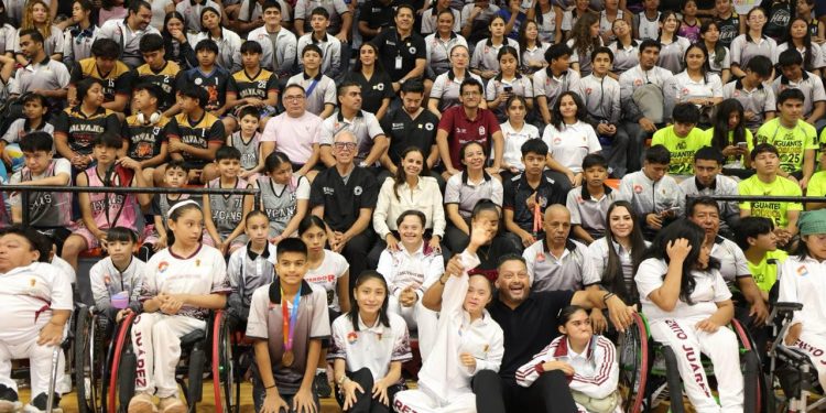 Presentan al equipo multidisciplinario del Instituto de la Cultura Física y Deporte