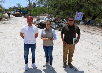 Ana Paty Peralta realiza limpieza y clausura del basurero clandestino en la Supermanzana 237 de Cancún