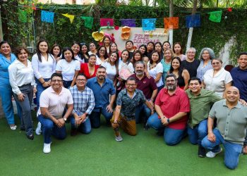 Ana Paty Peralta, reconoció la labor de las madres trabajadoras de la Dirección General de Servicios Públicos Municipales