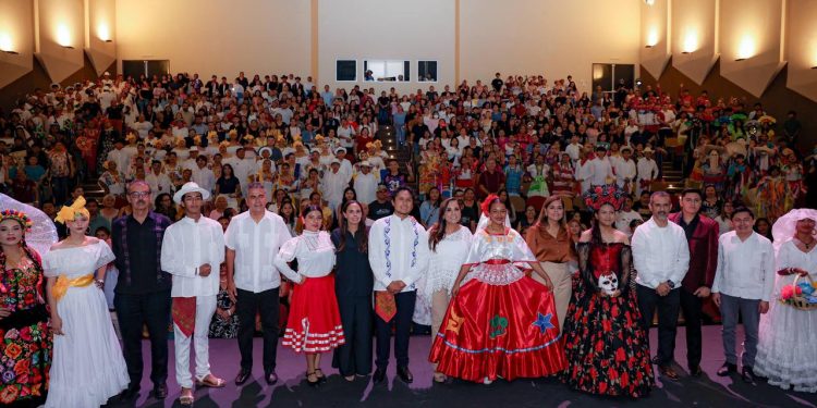 Realizan el Concurso InterEscolar Municipal Encuentro Cultural 2026