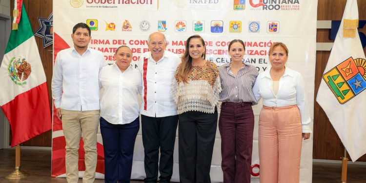 Ana Paty Peralta firma el Convenio de Coordinación en Materia de Federalismo Descentralización y Desarrollo Municipal
