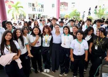 Realizan la primer “Jornada de Salud Mental y Adicciones” en el Colegio de Bachilleres Plantel Cancún 4