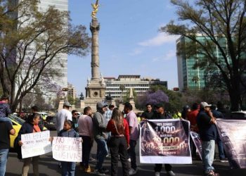 Inician marchas en CDMX por el Día del Trabajo