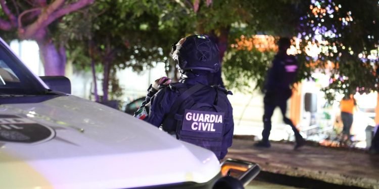 Abandonan 5 cuerpos calcinados en Pátzcuaro,Michoacán tras ataque armado