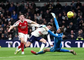 Arsenal y Tottenham protagonizan el dramático cierre de la Premier League 2025-26