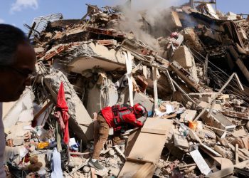 Venezuela cumple seis días de rescate: aumenta a mil 943 la cifra de fallecidos y hay más de 10 mil heridos