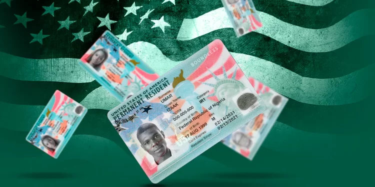 EE. UU. endurece reglas para obtener la Green Card desde 2026