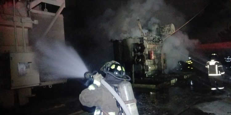 Incendio en subestación de CFE afecta a miles en Cancún