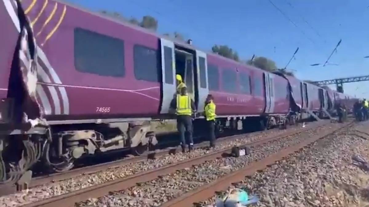 Como ocurrio el choque de trenes en Inglaterra