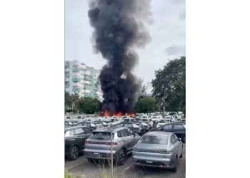 Dos helicópteros se estrellan en Río de Janeiro: hay seis muertos