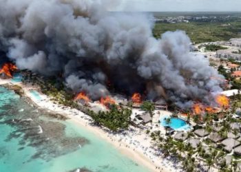 Incendio en hotel de RepUblica Dominicana deja una turista muerta y mil 700 evacuados