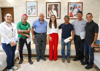 Realizan una jornada más de “Día del Pueblo Cancún Nos Une por la Transformación” en el Palacio municipal