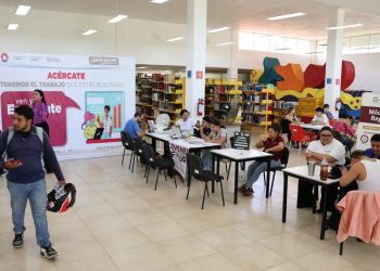 Realizan décima edición de “Ven y Empléate” en la Biblioteca “Enrique Barocio Barrios”