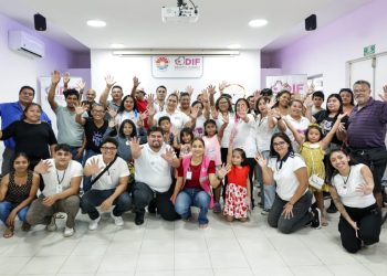 DIF Benito Juárez realiza el taller “Buen Trato en Familia en tu Colonia”, en el fraccionamiento Hacienda Real del Caribe