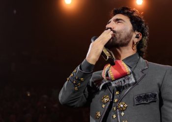 Alejandro Fernández pondrá voz al Himno en el Mundial 2026
