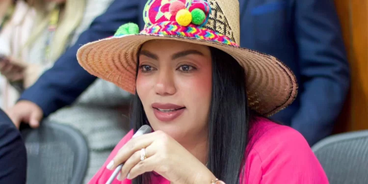 Martha Peralta queda sin abogado en medio de investigación judicial