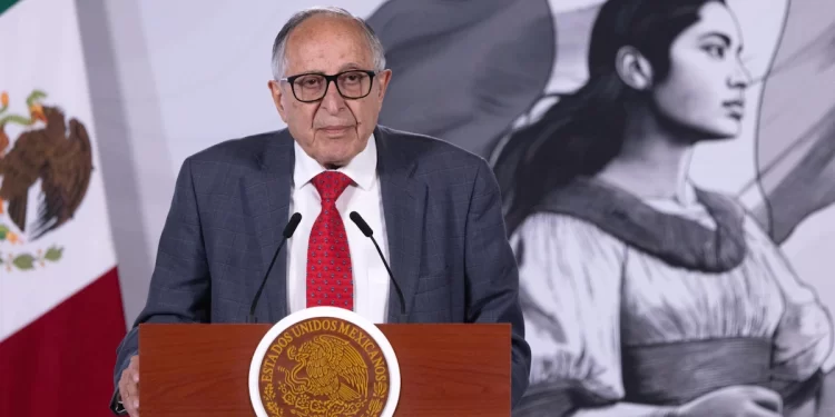 Reconocen medicamentos caducados en Hospital Infantil de México