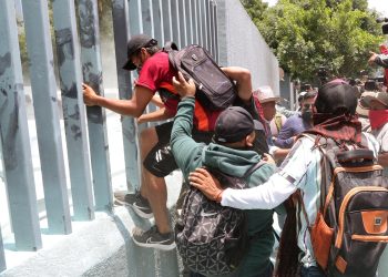 Sheinbaum descarta represión tras protestas de la CNTE