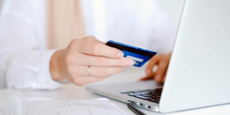 Detectan en Cancún fraudes que usan nombres de agencias de viajes
