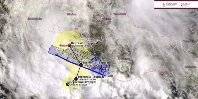 Se forma la tormenta tropical Dos-E frente a Guerrero emiten ¡ALERTA AMARILLA!