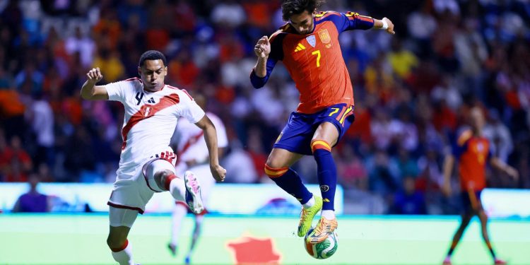 España vence a Perú 3-1 en Puebla antes de su debut en el Mundial 2026