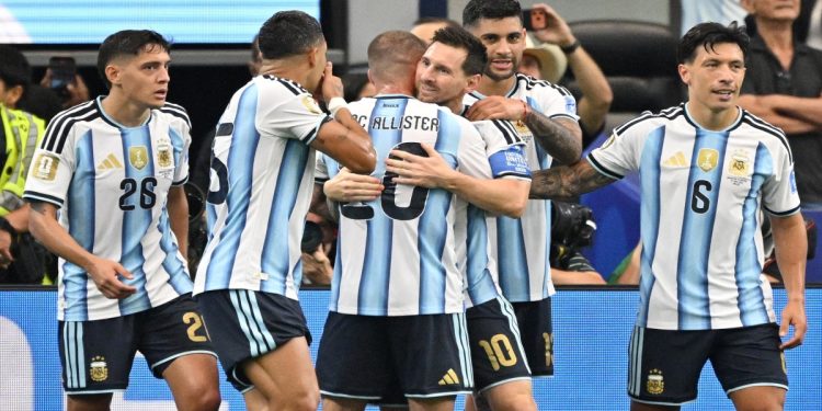 VAR revisa el gol récord de Lionel Messi en el Mundial 2026