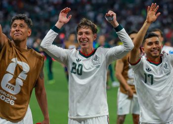 México golea a Chequia y asegura el liderato del Grupo A en el Mundial 2026.