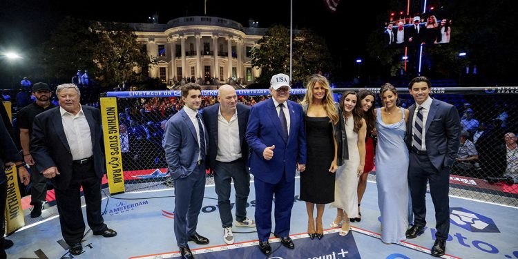 Justin Gaethje celebra tras derrotar a Ilia Topuria en UFC Freedom 250 en la Casa Blanca
