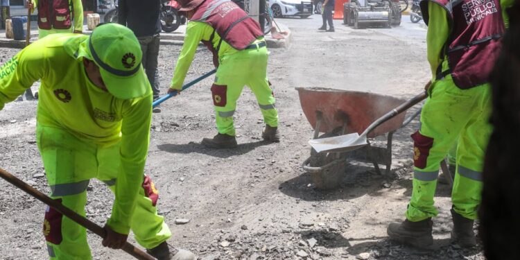 Ayuntamiento de BJ inicia mejora vial en calles del centro