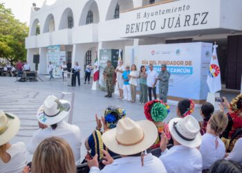 Conmemora Ayuntamiento de BJ Día del Fundador de Cancún