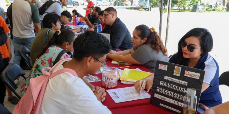 Fortalece Ayuntamiento de BJ acceso a empleos formales