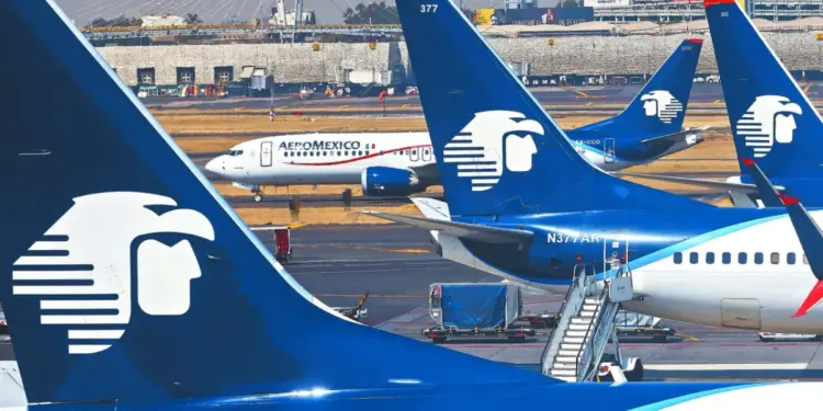 AeroMéxico reporta caída en flujo operativo del segundo trimestre
