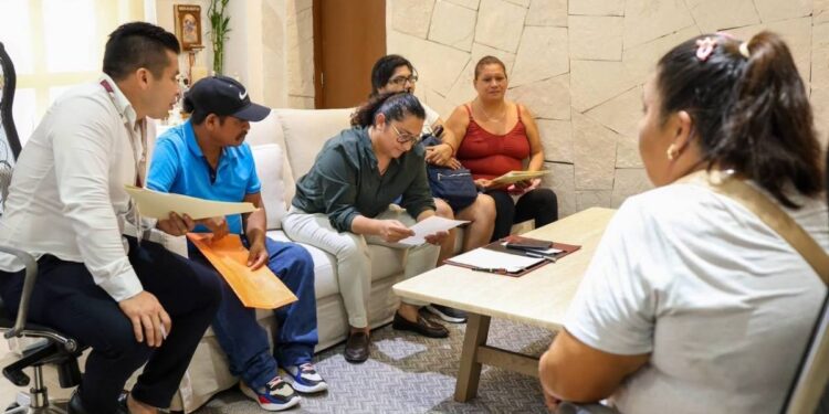Dia del Pueblo en Cancun fortalece la atencion ciudadana con mas de 76 mil beneficiados