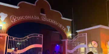 Ataque en Cancún: sujeto en motocicleta dispara contra hombre en Rinconada Buena Vista