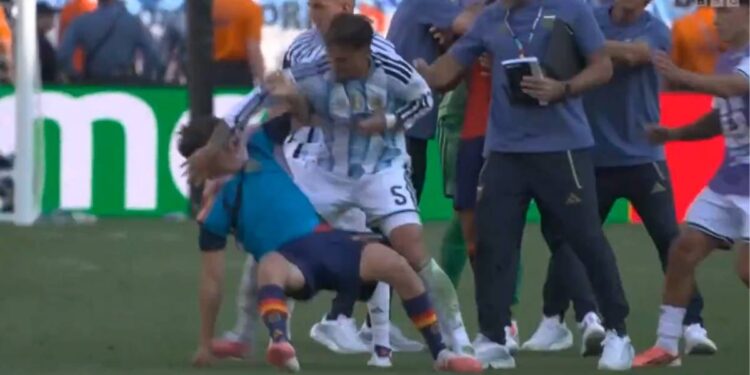 Leandro Paredes protagoniza enfrentamiento tras la derrota de Argentina en la final del Mundial 2026