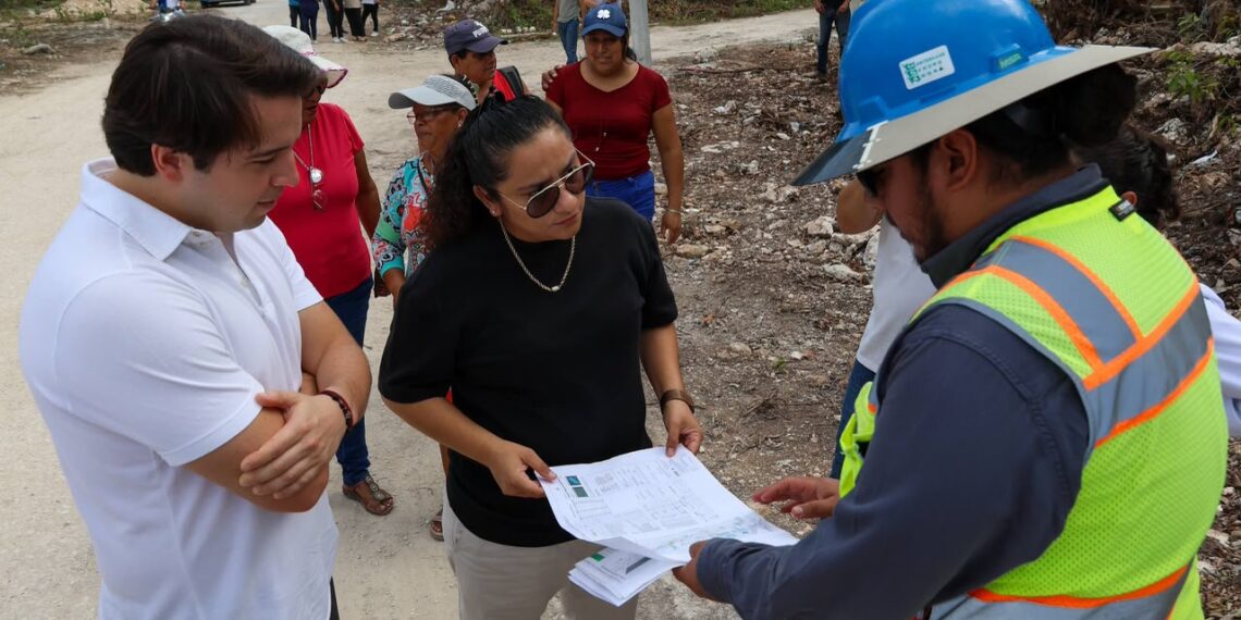 Ayuntamiento de Benito Juárez constató los avances de la obra de electrificación en la Colonia México
